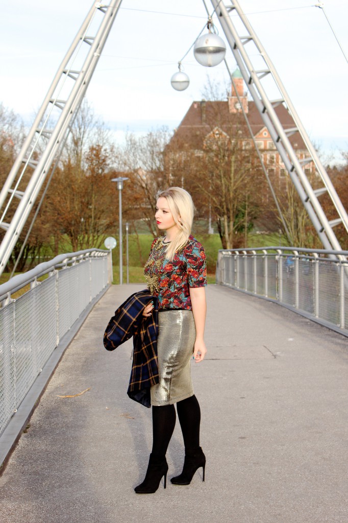 Skirt - Forever21 Blouse - Asos Shoes - Zara Coat - Asos Bag - Chanel